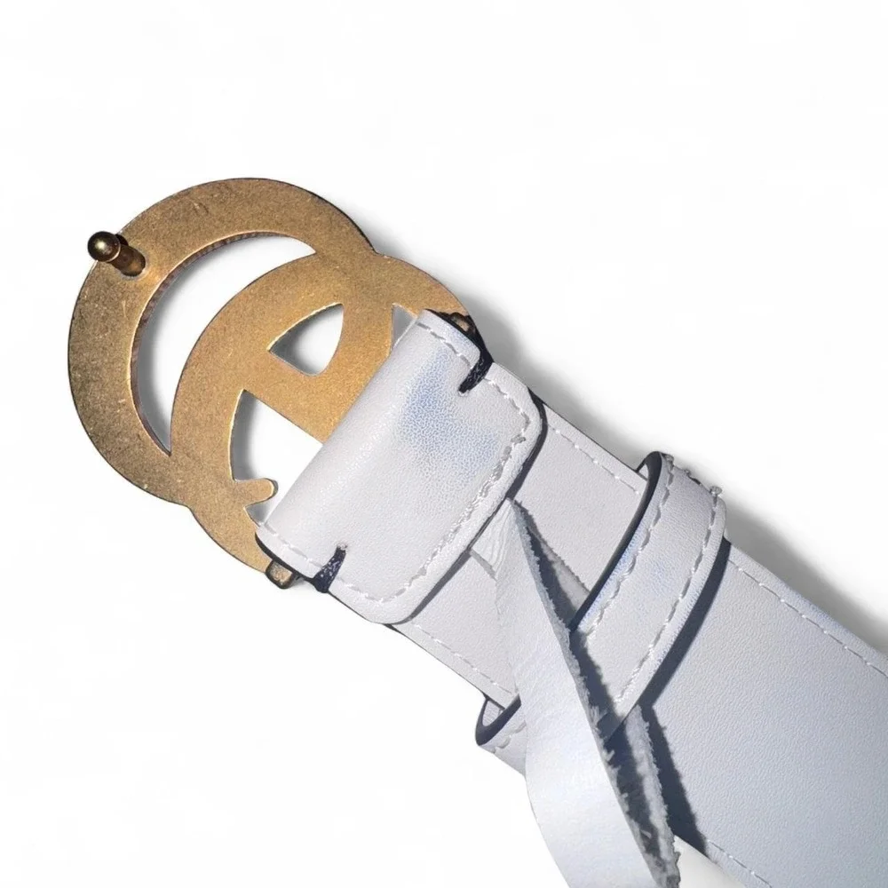 Gucci Marmont White leather belt with antique brass Gold GG buckle